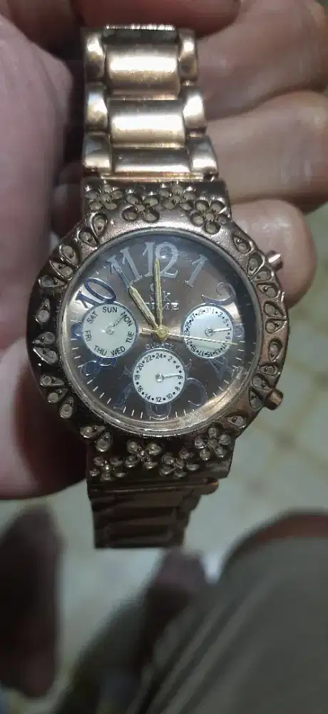 Jam tangan Pria rantai