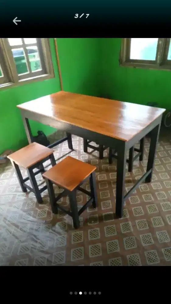 Jual meja kursi cocok buat resto dll