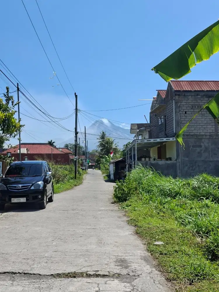 Tanah Jogja Area Kampus UII, View Sawah dan Gunung Merapi