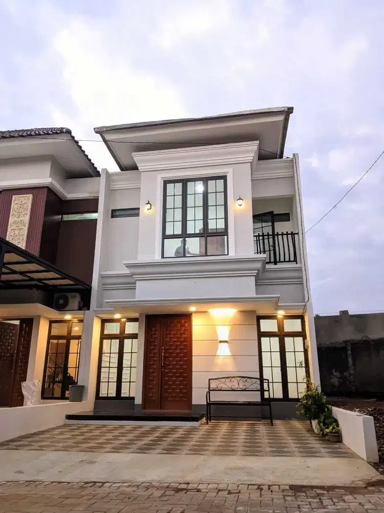 Rumah Mewah di pusat kota Depok Green Cemara Town House