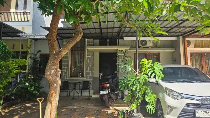 dalam cluster depan taman Grand wisata bekasi