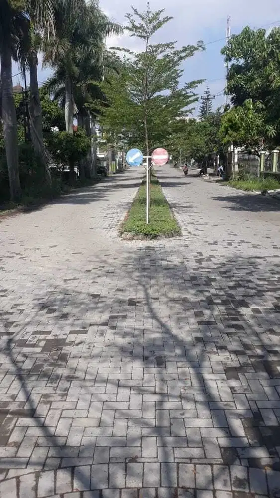 TANAH LUAS 210 m2 DI PURI INDAH JATINANGOR SUMEDANG