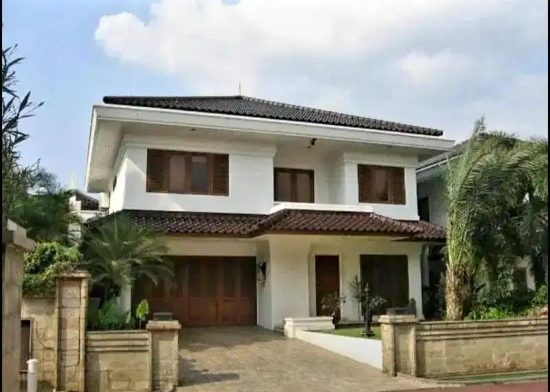 Dijual Rumah Asri Dalam Town house di Pejaten Barat