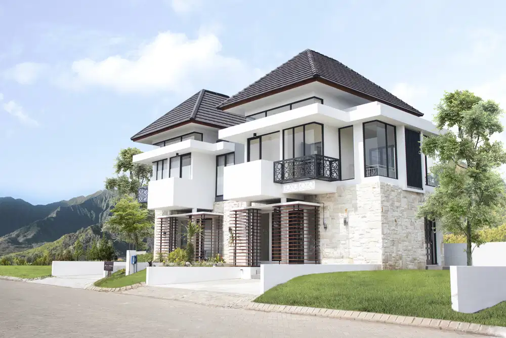 Jual Rumah Kota Malang 2 Lantai Dengan Fasilitas Lapangan Berkuda