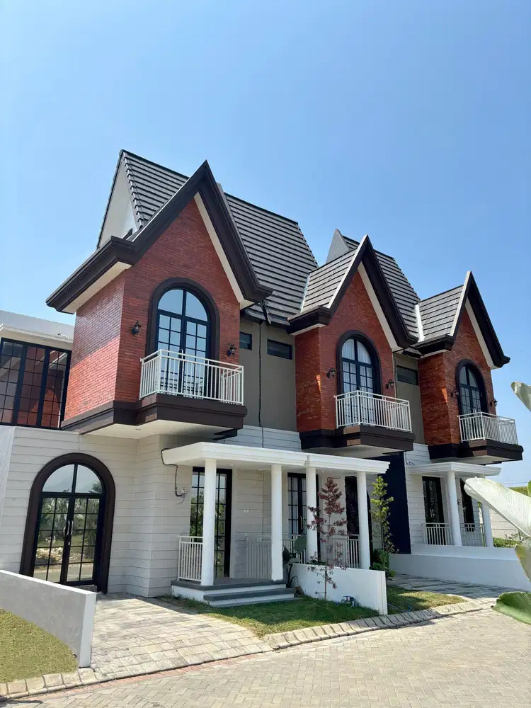 Dijual Rumah 2 Lantai Desain Eropa di Tengah Kota Malang dekat UB