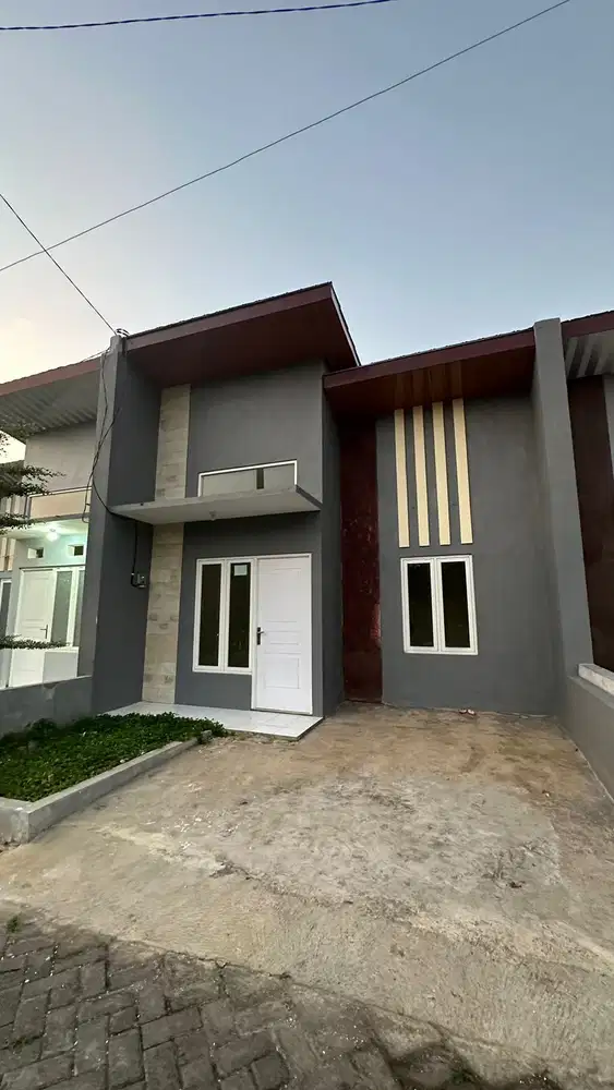 RUMAH MODERN 200 JUTA AN DI KOTA MALANG