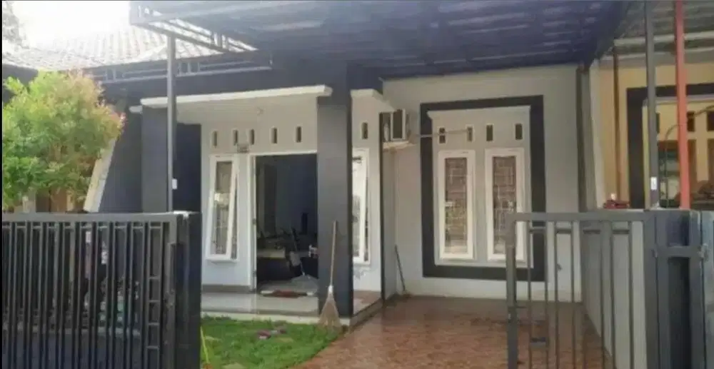 Rumah siap huni di Pondok Melati dekat tol Jatiwarna. Bekasi.