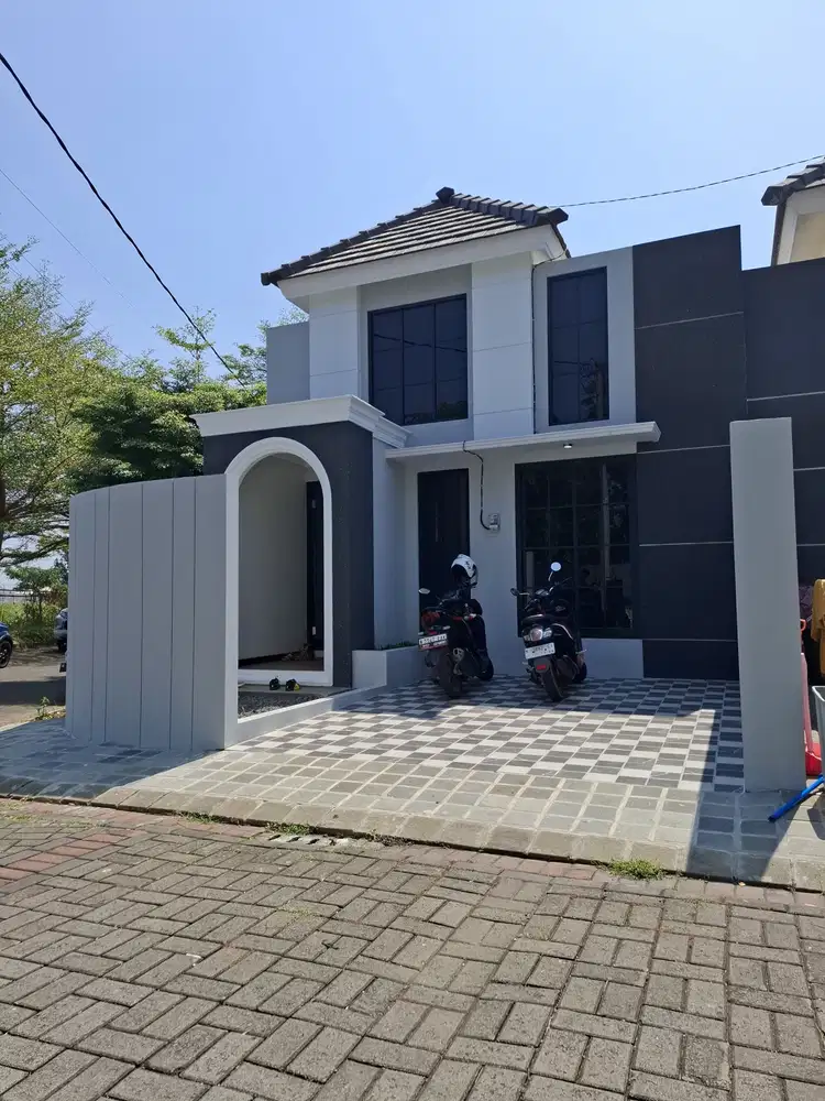 RUMAH AMERICAN CLASSIC MODERN LOKASI BURING WONOKOYO KOTA MALANG
