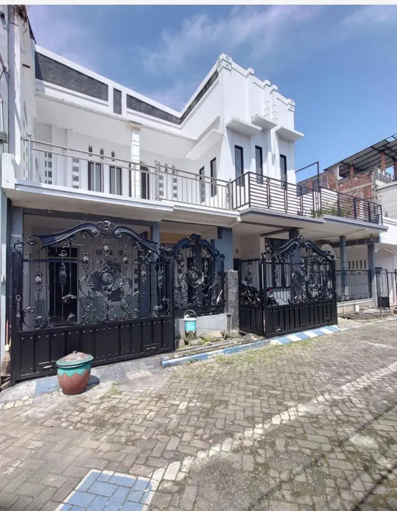 Jual Rumah Lantai 2 Saptorenggo Pakis Malang Dekat Araya