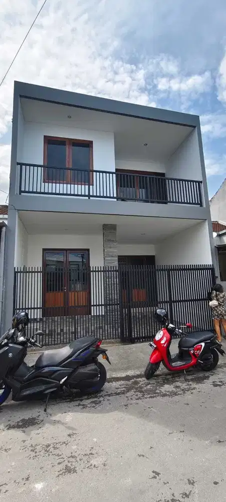 JUAL RUMAH MEWAH DI PADANG SAMBIAN