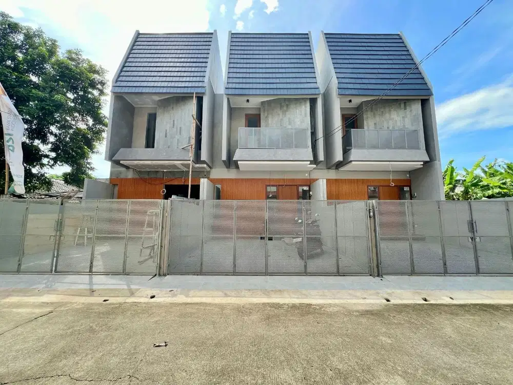 Dijual Rumah di Perum. Ambarapura. Dekat Tol Jatiwarna. Bekasi