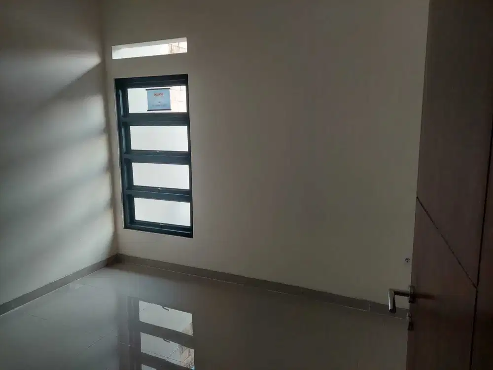RUMAH BARU SIAP HUNI DI JATIRANGGA CIBUBUR