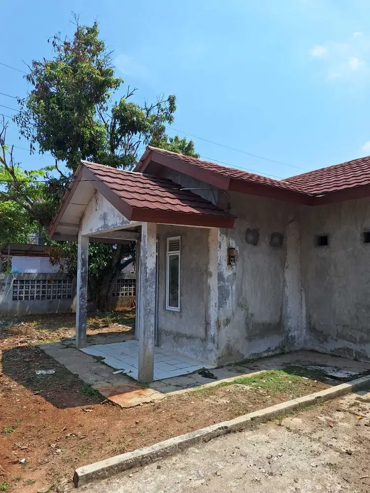 Rumah di Perum Bumi Sawangan Indah, Kota Depok.