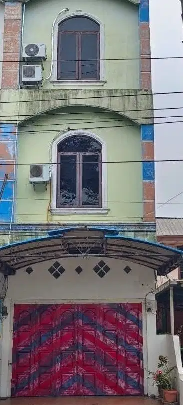 Dijual ruko di jl. Setia budi titi bobrok