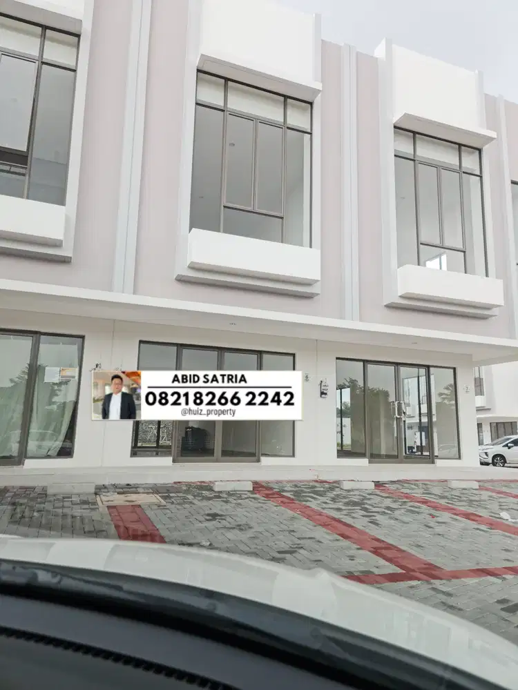 ruko 2 lantai hadap jalan di santa monica gading serpong