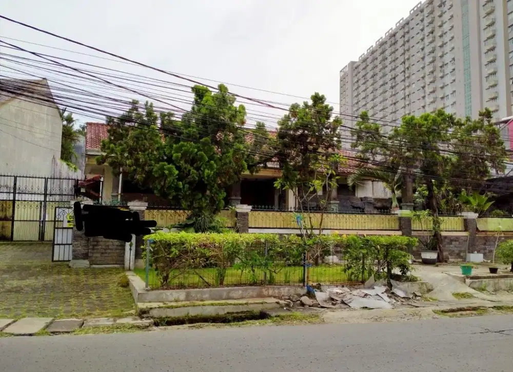 Dijual Rumah Strategis di Ciumbuleuit Bandung 5 Menit Jalan Kaki ke Un