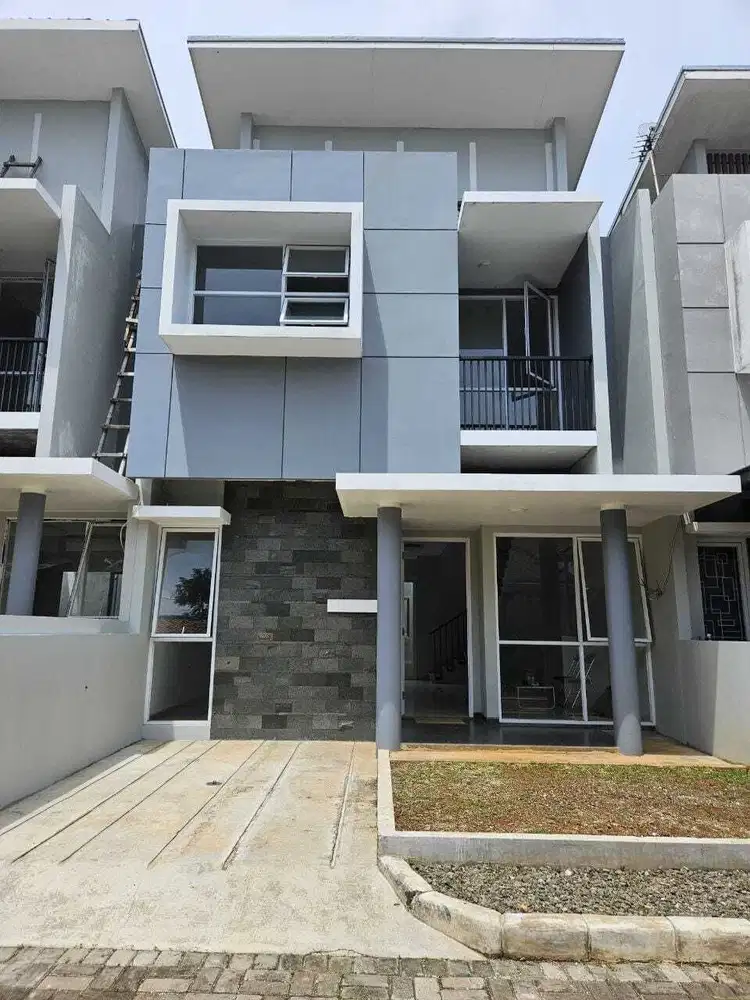 Dijual Rumah Luas Mewah di Beji Depok
