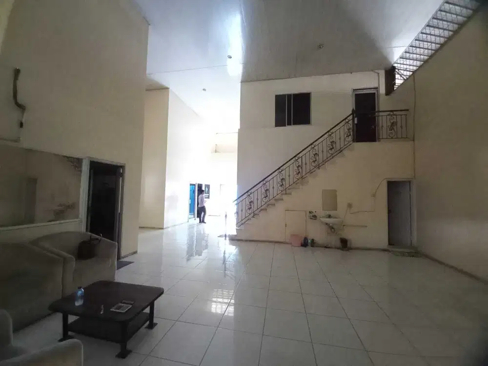 Dijual Gudang Besar Masuk Countainer 40  kosambi Teluknaga Tangerang