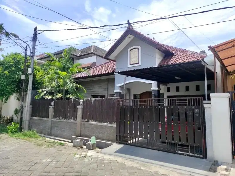 murah rumah di renon lantai 1 tanah 400m2