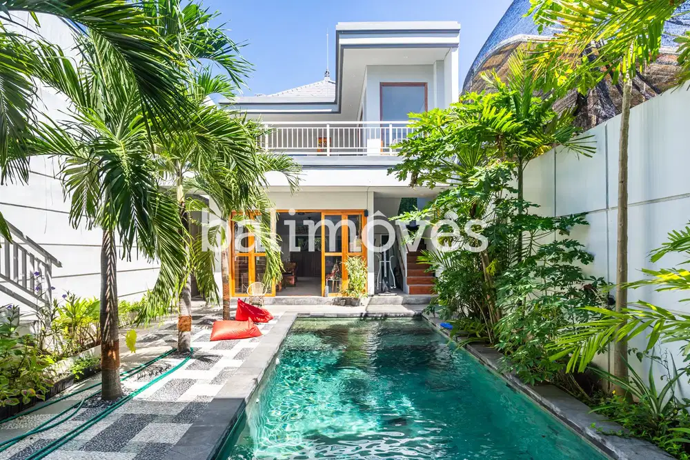 Dijual Guest House Cantik Enam Kamar Tidur Di Tepi Pantai Sanur