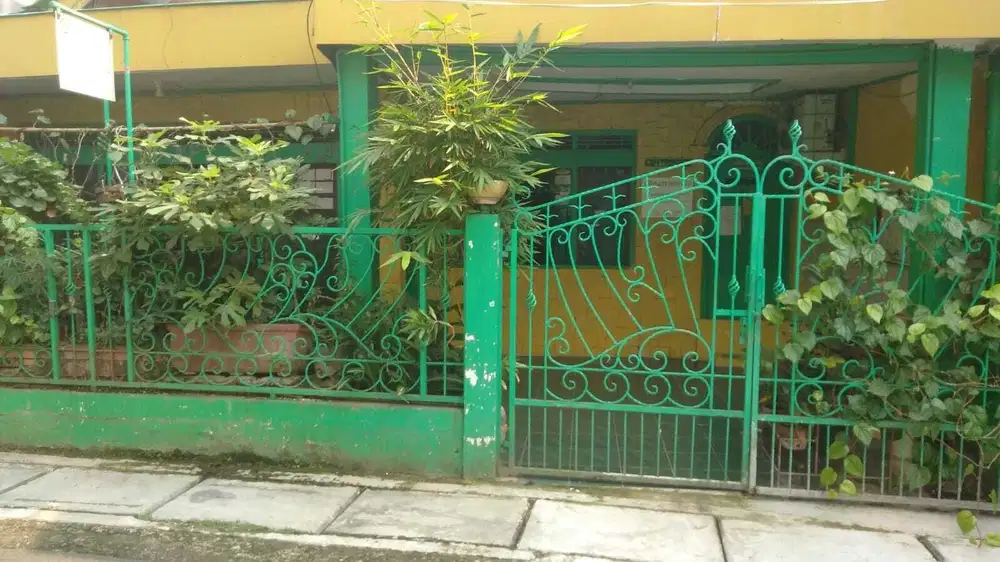 Rumah Strategis di Bendungan Hilir Jakpus dekat SCBD Sudirman senayan