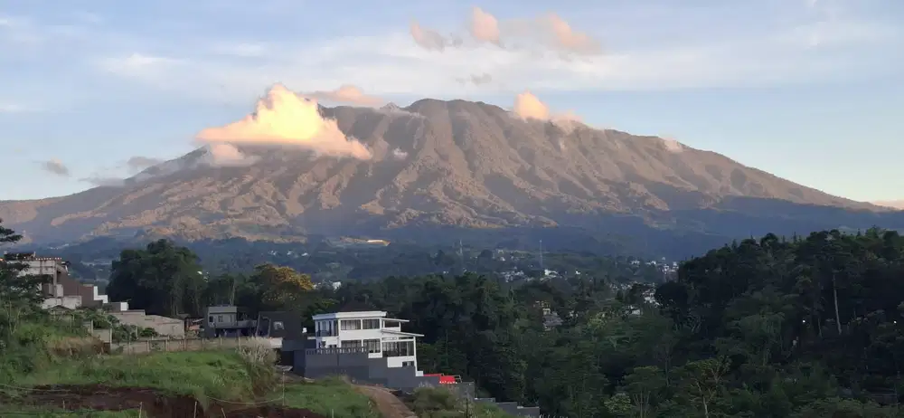 Tanah SHM Luas 510m2 View Gunung Pangrango Megamendung Bogor