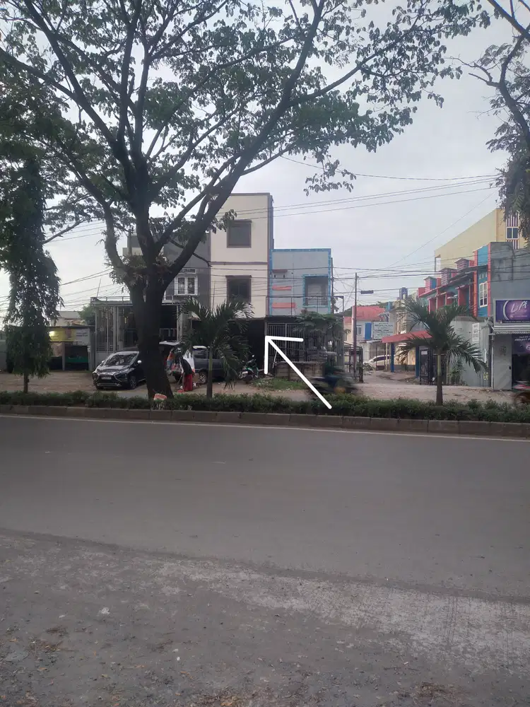 Ruko 3 lantai  Poros jalan Utama