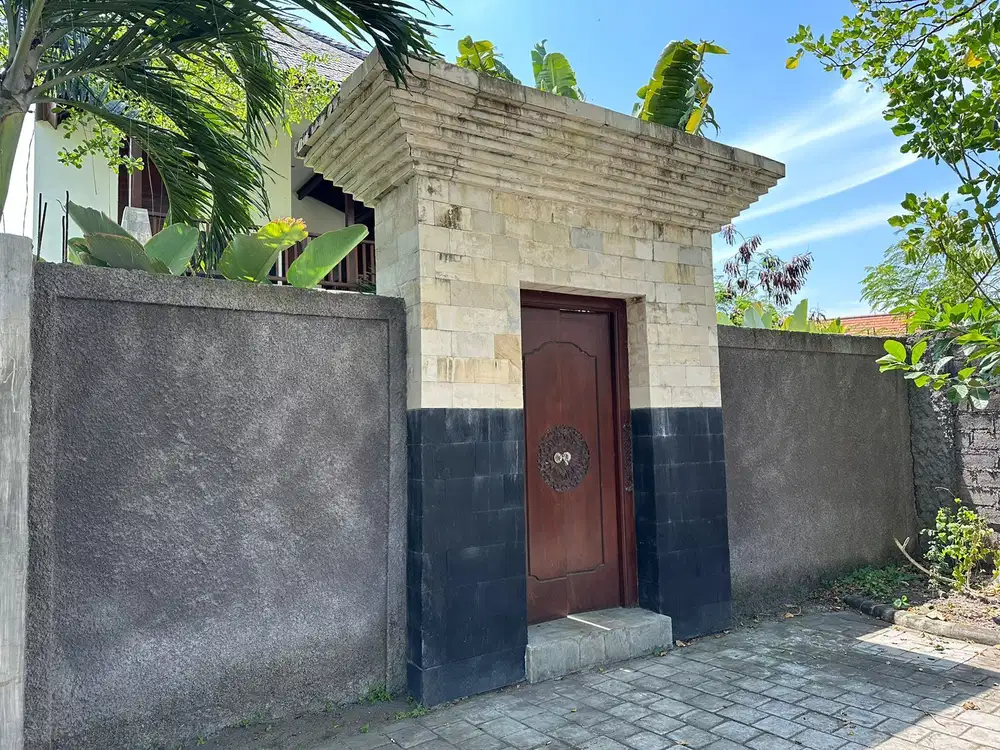 Rumah style villa di kawasan jl kutat lestari sanur denpasar