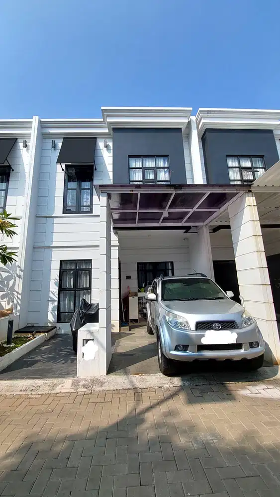 Rumah SIAP HUNI Swimmingpool 5 menit tol gandul cinere