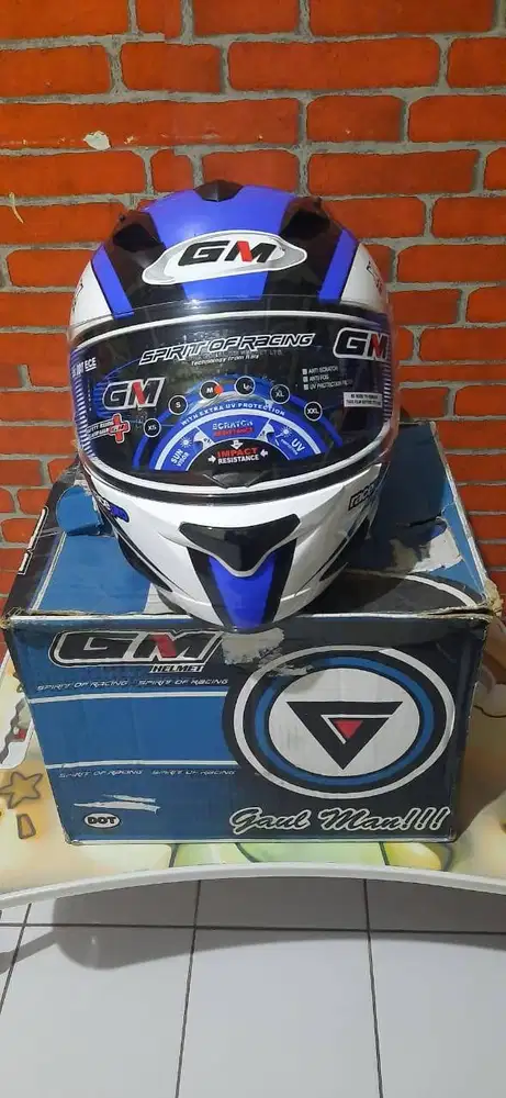 Dijual Helm Full Face 2 VISOR GM racepro (nego) Kondisi 99% Mulus