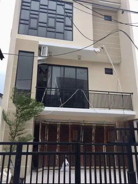 Dijual Rumah Mewah dan Nyaman Siap Huni Di Daerah Tebet!