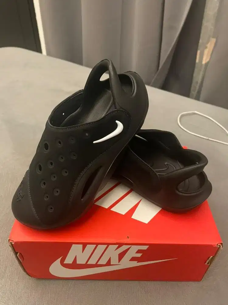 Sepatu Sandal Anak (Nike Aquaswoosh)