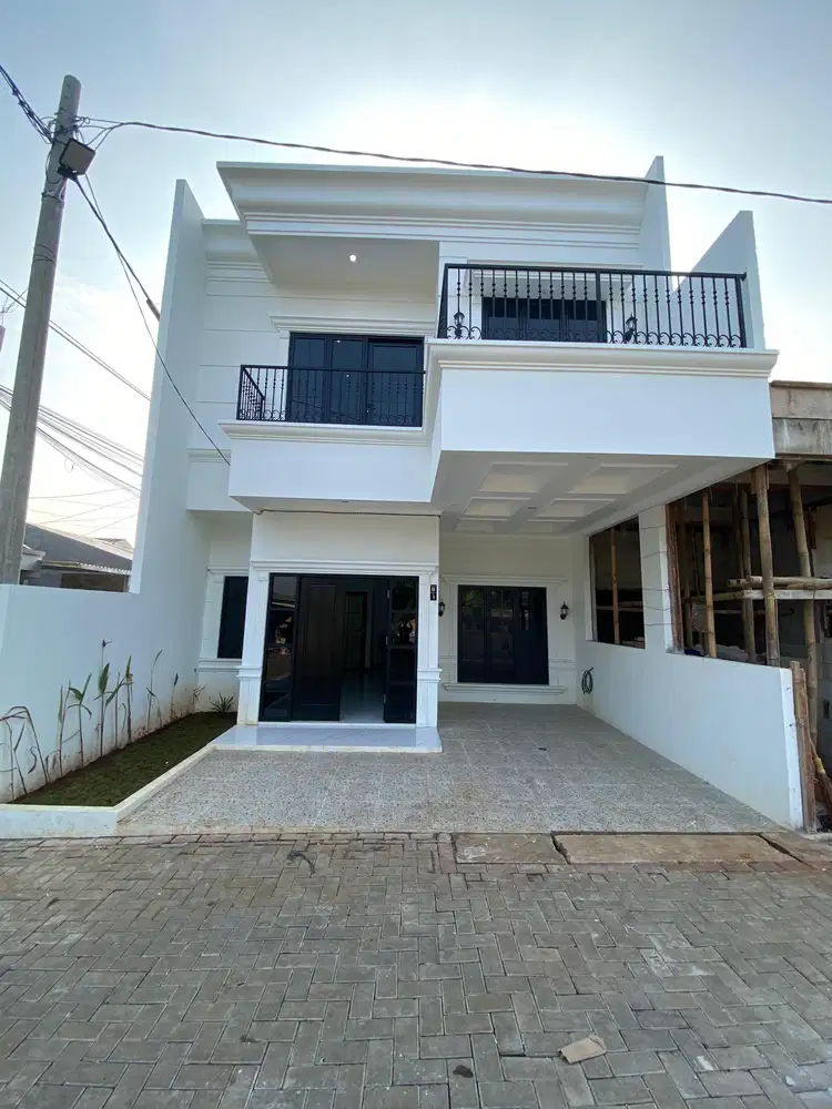 Siap huni,rumah 2 lantai samping toll  bisa KPR  DP suka suka