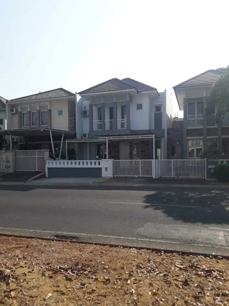 Rumah Boulevard Kota Wisata Cibubur