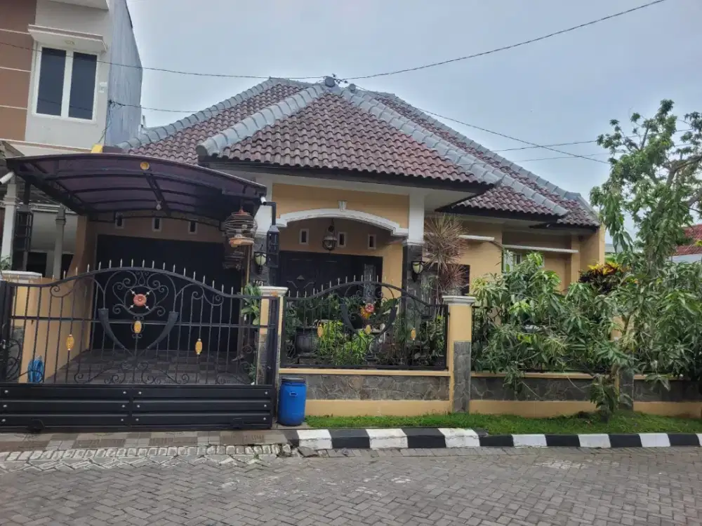 Dijual rumah di sulfat perumahan bumi meranti wangi
