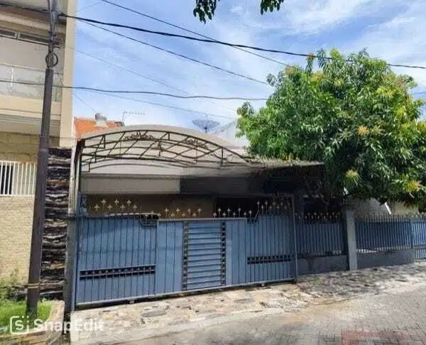 Rumah hit tanah klampis indah