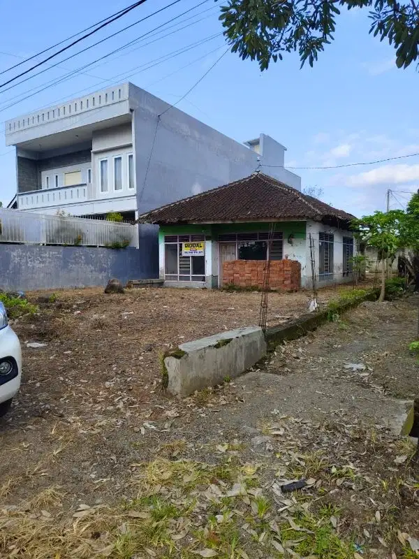 Tanah kotak cocok utk Rmh tinggal dan Usaha