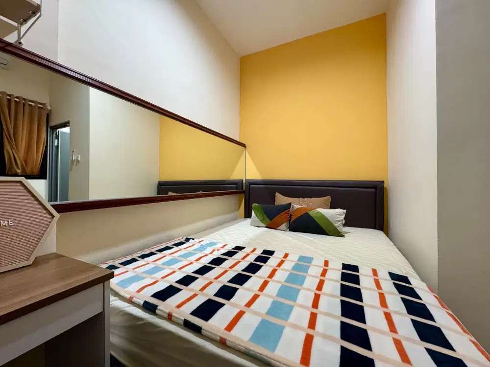 KOST AC TERLENGKAP MURAH dkt Angke Jembatan Besi Bandengan Season City