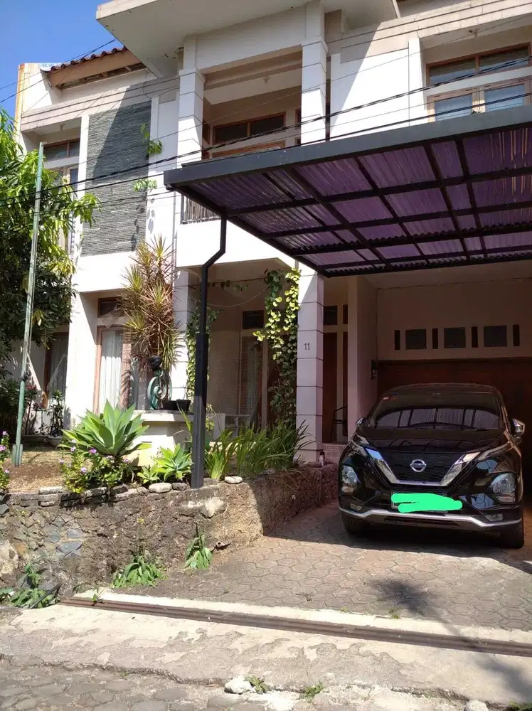 Dijual Rumah Asri di Jl Pesantren II Cigadung (boleh nego)