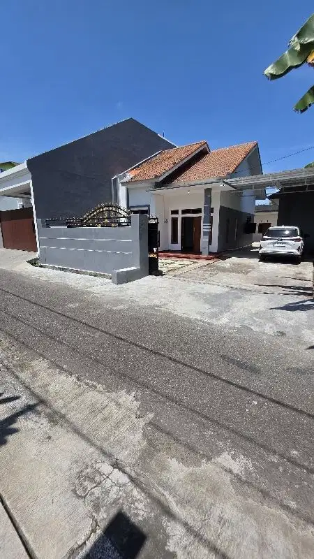 RUMAH DAN KOS DIKAWASAN ELIT ,BELAKANG MALL GROSIR SINAR RAHAYU