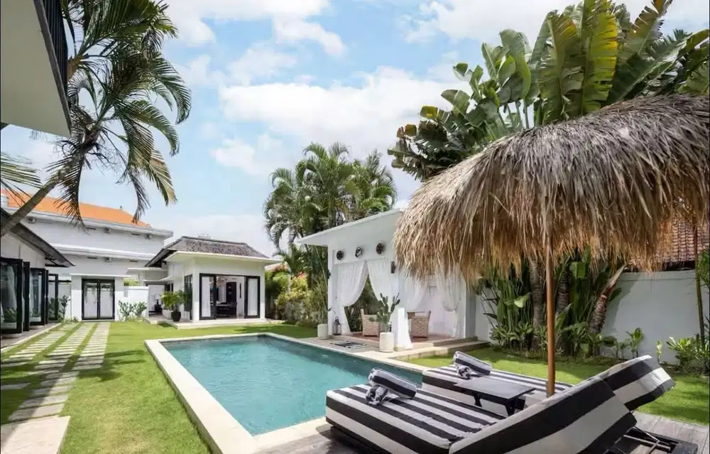 Luxury Villa canggu batu bolong luas 1000m2