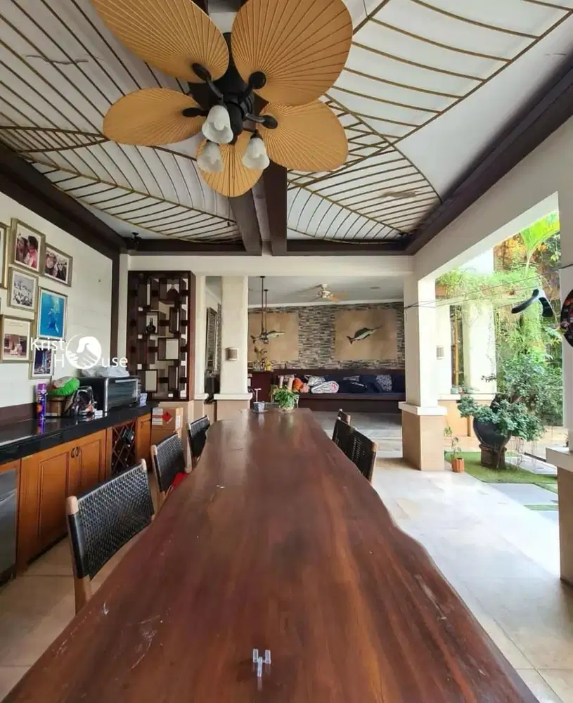 RUMAH NYAMAN LUAS DAN ASRI SEMI FURNISH DALAM KOMPLEKS CIPETE SELATAN