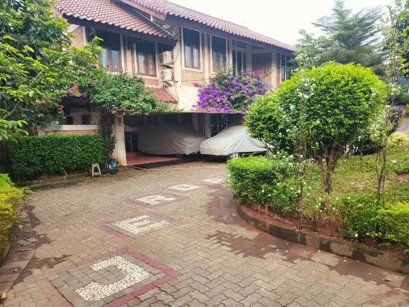 Rumah Lux Asri Luas Tanah 2.083m2 Nuansa Villa di Jagakarsa