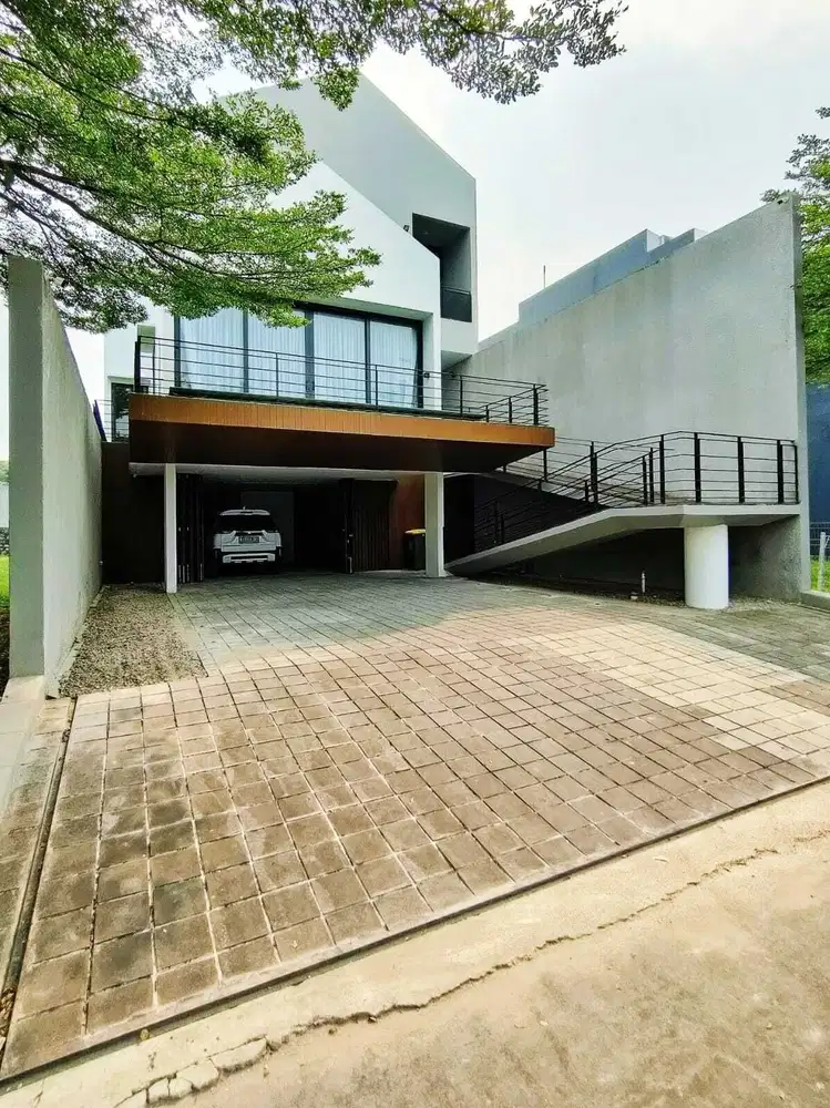 Rumah 3 lantai private pool ampera jakarta selatan