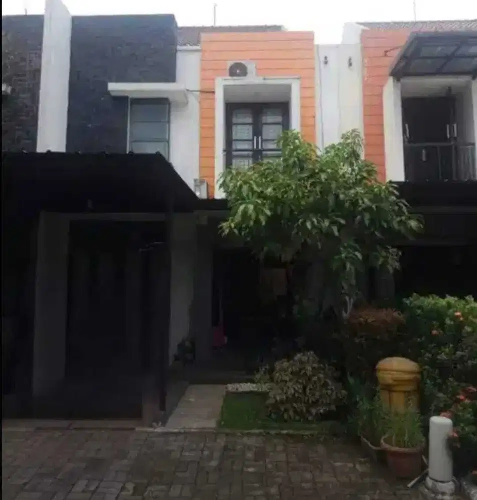 RUMAH 2LT DI RAFFLES HILLS CIBUBUR TURUN HARGA