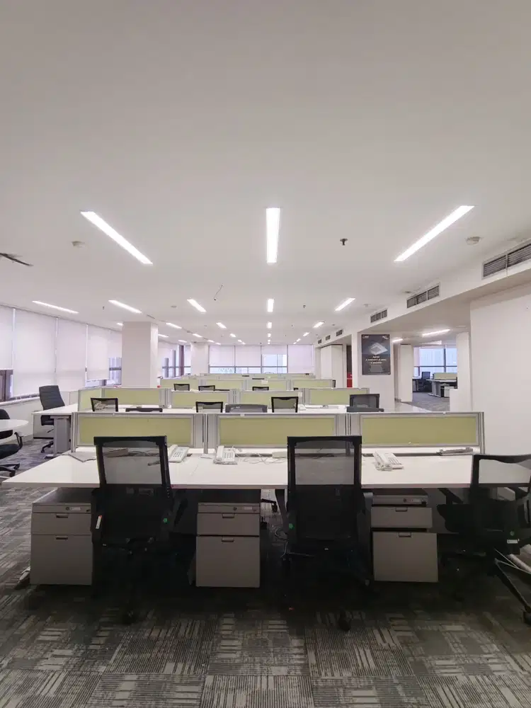 Sewa Ruang Kantor Gedung Jaya (Full Furnished)