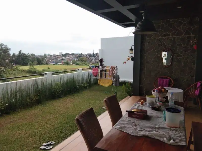 dijual rumah homy sekali di Bandung Utara, view kota Bandung