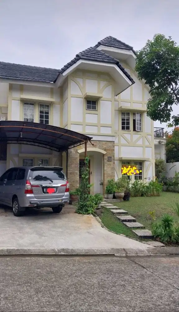 RUMAH HOOK YANG CANTIK DAN ASRI DI SENTUL CITY