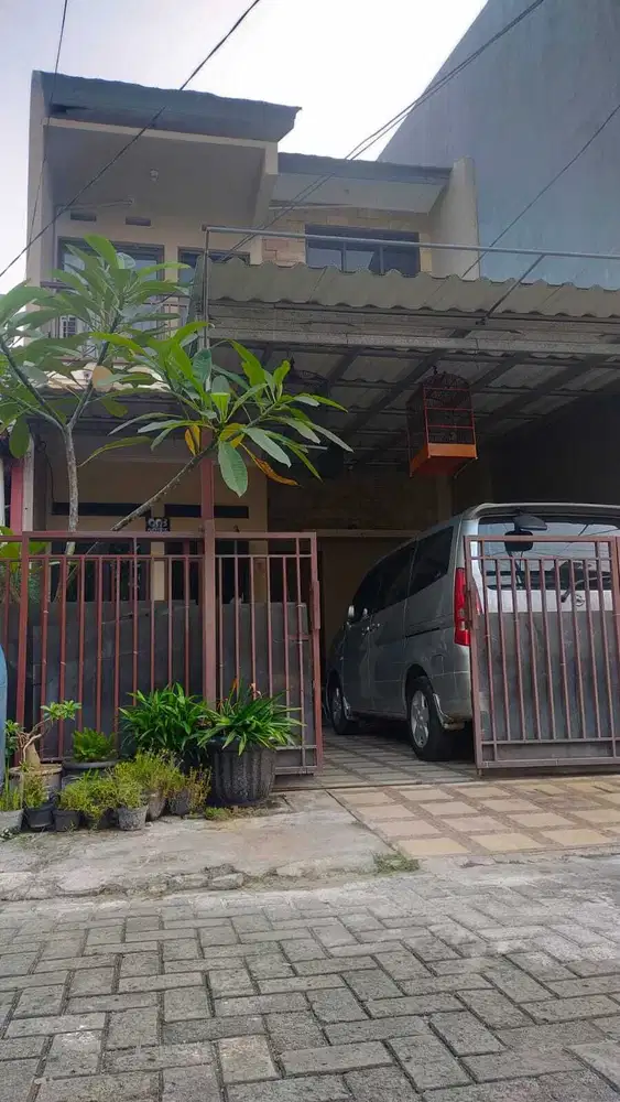 Dijual cepat rumah bagus dan kokoh 2 lantai dibintara loka indah binta