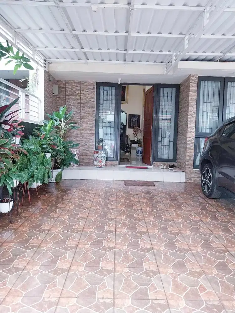 Dijual Rumah Perumahan Cibubur Residence, Dalam Cluster